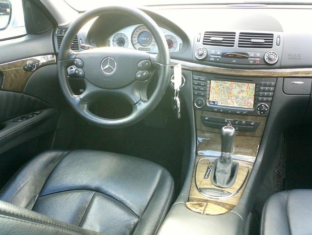 MERCEDES E CLASS (01/04/2006) - 